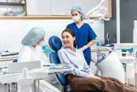 Kapan Sebaiknya Konsultasi Dokter Gigi